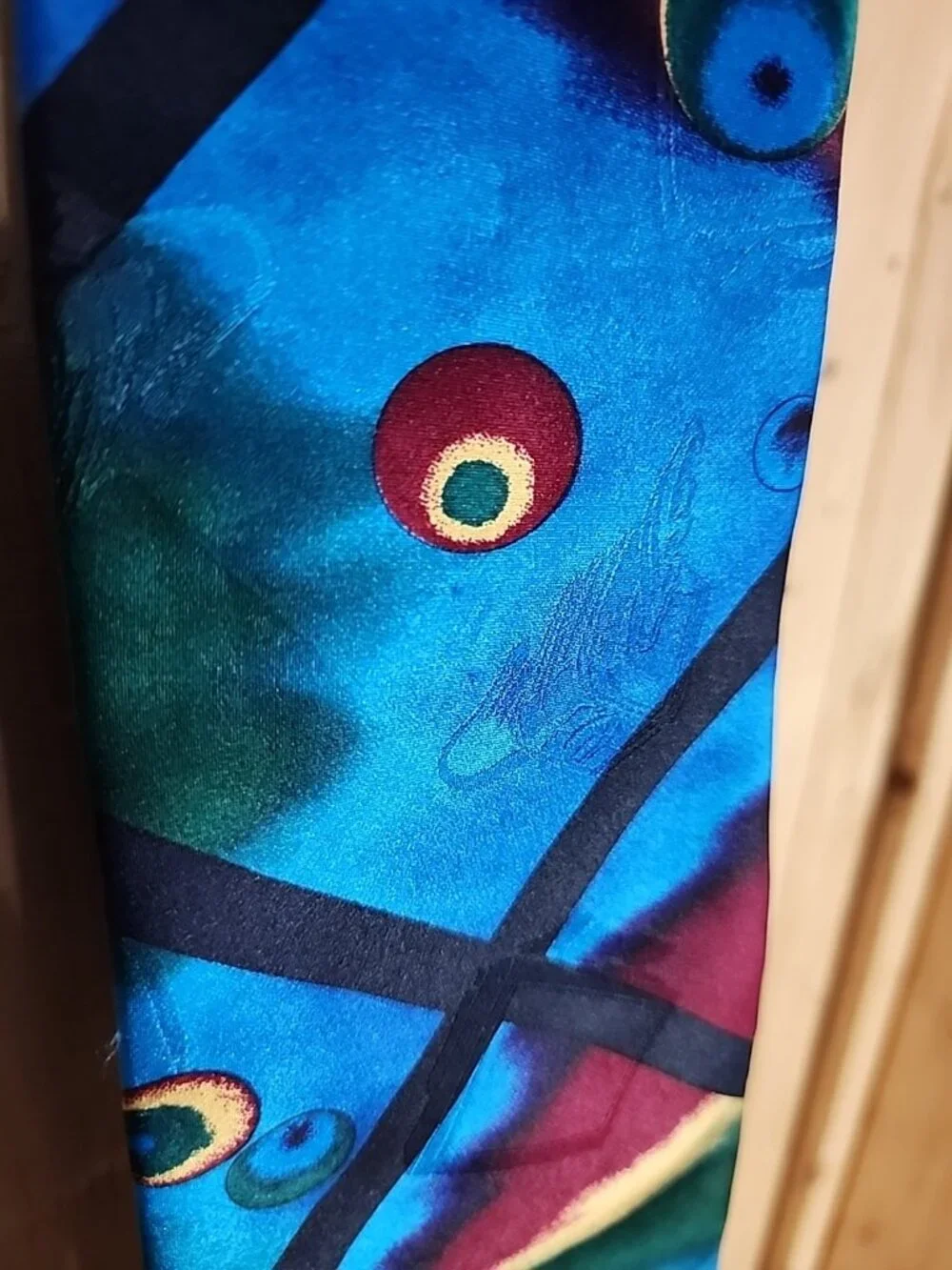 VTG After Dark Mens Neck Ties 100% Silk Nirvana Spheres Wearable Art Flying Toas